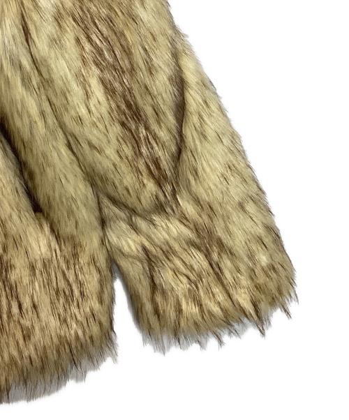 VIAVANDA（ヴィアヴァンダ）VIAVANDA (ヴィアヴァンダ) フェイクファーコート ベージュ サイズ:Freeの古着・服飾アイテム