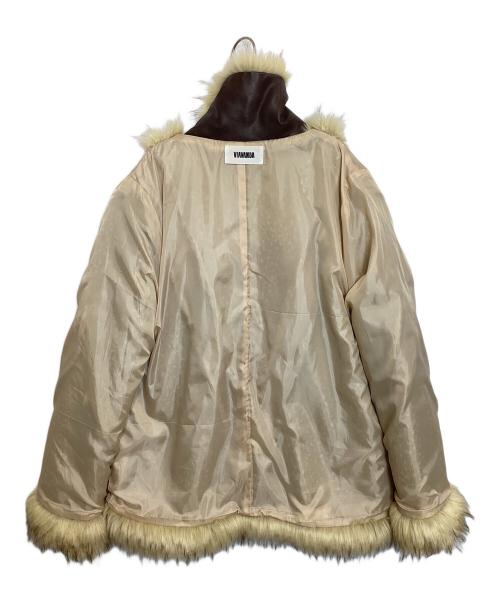 VIAVANDA（ヴィアヴァンダ）VIAVANDA (ヴィアヴァンダ) フェイクファーコート ベージュ サイズ:Freeの古着・服飾アイテム