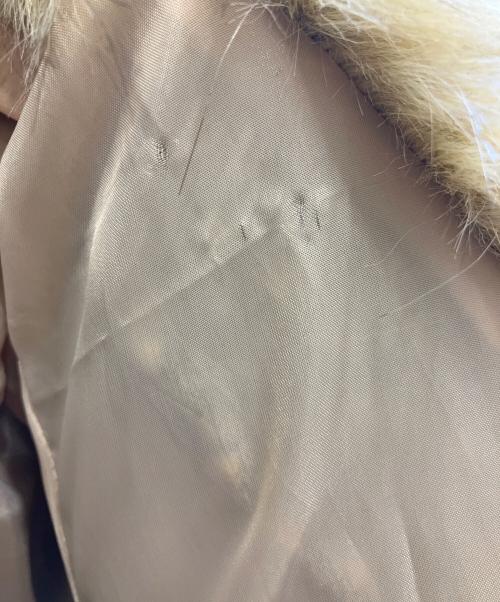 VIAVANDA（ヴィアヴァンダ）VIAVANDA (ヴィアヴァンダ) フェイクファーコート ベージュ サイズ:Freeの古着・服飾アイテム