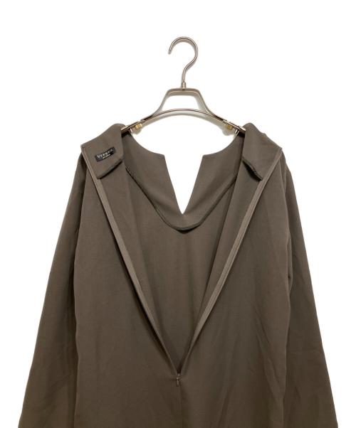 VERMEIL par iena（ヴェルメイユ パー イエナ）VERMEIL par iena (ヴェルメイユ パー イエナ) RELA*ION キーネックロングワンピース ブラウン サイズ:38の古着・服飾アイテム