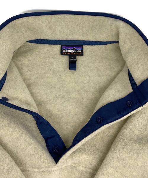 Patagonia（パタゴニア）Patagonia (パタゴニア) シンチラスナップTフリースジャケット アイボリー サイズ:Mの古着・服飾アイテム