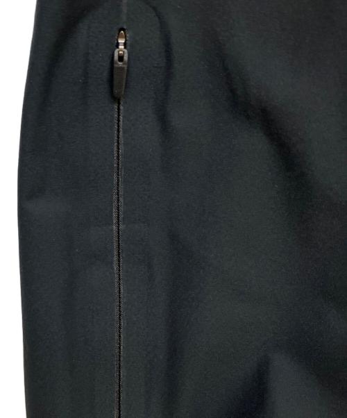 MINOTAUR INST.（ミノトールインスト）MINOTAUR INST. (ミノトールインスト) GYM JACKET ブラック サイズ:MEDIUMの古着・服飾アイテム