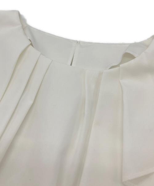 BOURGE（ブルージュ）BOURGE (ブルージュ) ラッフルブラウス ホワイト サイズ:SIZE 11の古着・服飾アイテム