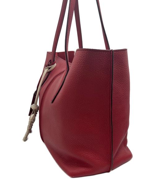 TOD'S（トッズ）TOD'S (トッズ) トートバッグ　バタフライチャーム付 ピンク サイズ:-の古着・服飾アイテム