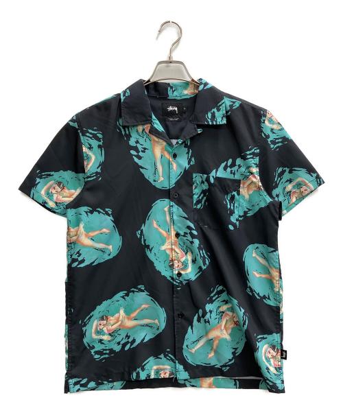 stussy（ステューシー）stussy (ステューシー) 総柄半袖シャツ ブラック サイズ:Sの古着・服飾アイテム