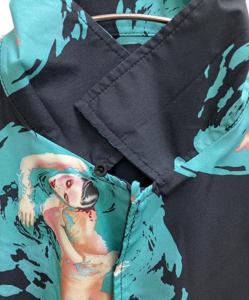 stussy（ステューシー）stussy (ステューシー) 総柄半袖シャツ ブラック サイズ:Sの古着・服飾アイテム