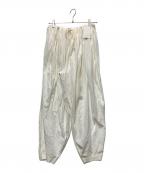 ETRE TOKYOエトレトウキョウ）の古着「ウエストギャザーバルーンカットパンツ」｜ホワイト