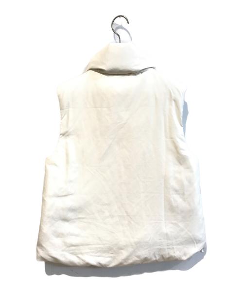 Midi-Umi（ミディウミ）Midi-Umi (ミディウミ) ハイネックダウンベスト ホワイト サイズ:Freeの古着・服飾アイテム