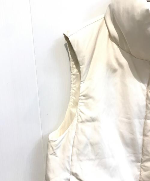 Midi-Umi（ミディウミ）Midi-Umi (ミディウミ) ハイネックダウンベスト ホワイト サイズ:Freeの古着・服飾アイテム