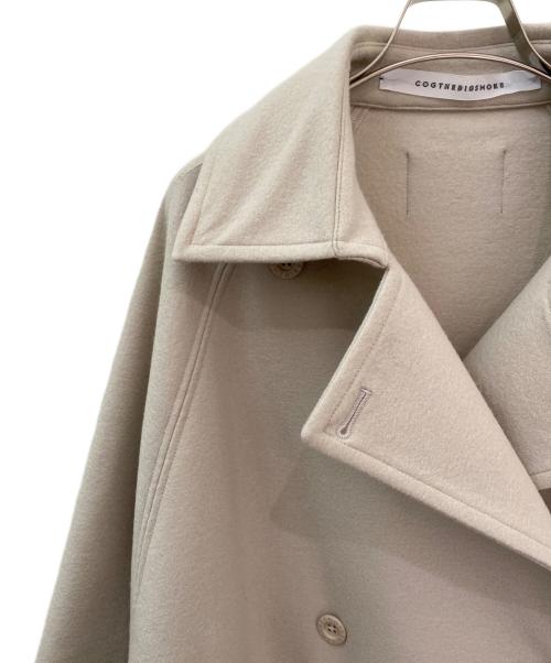COGTHEBIGSMOKE（コグザビッグスモーク）COGTHEBIGSMOKE (コグザビッグスモーク) GWYNETH PEACOAT ベージュ サイズ:Freeの古着・服飾アイテム
