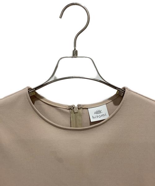 hitomi（ヒトミ）hitomi (ヒトミ) tiered tops ベージュ サイズ:XSの古着・服飾アイテム