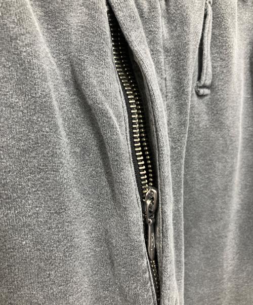 masu（エムエーエスユー）masu (エムエーエスユー) NEVERLAND BAGGY SWEAT PANTS グレー サイズ:SIZE44の古着・服飾アイテム