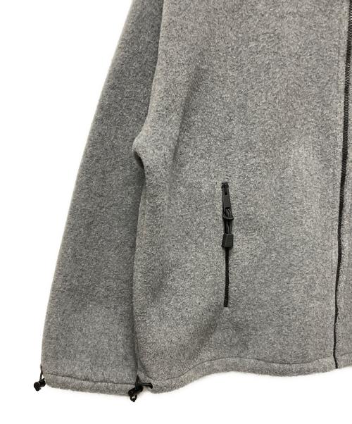 MIU MIU（ミュウミュウ）MIU MIU (ミュウミュウ) フリース スウェットシャツ　MJL042 S000 15V3 グレー サイズ:Sの古着・服飾アイテム