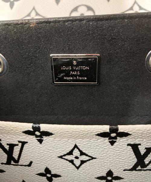 LOUIS VUITTON（ルイ ヴィトン）LOUIS VUITTON (ルイ ヴィトン) ミニリュック ブラックの古着・服飾アイテム