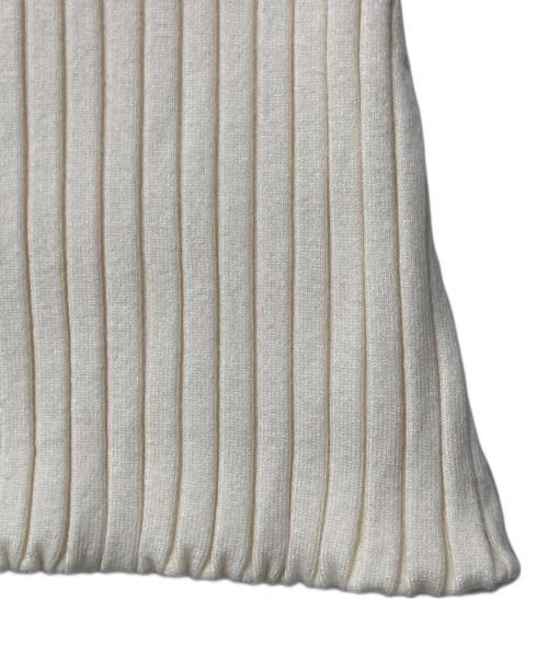 BEEDEN（ビーデン）BEEDEN (ビーデン) MULTIWAY WIDE OFF SHOULDER TOP アイボリー サイズ:Freeの古着・服飾アイテム