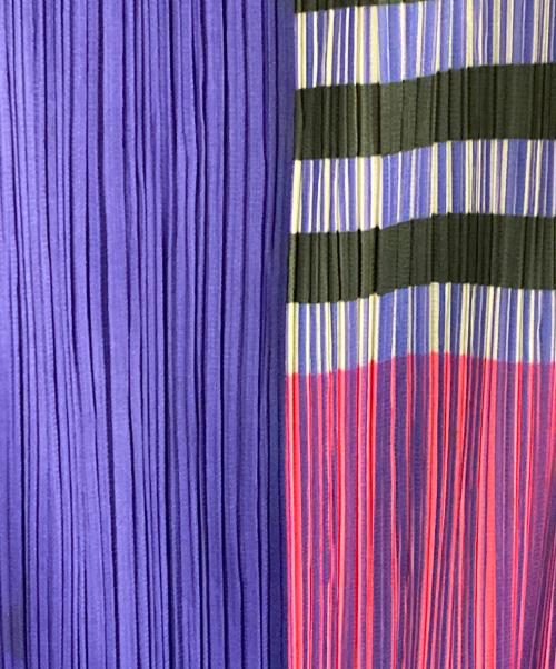 PLEATS PLEASE（プリーツプリーズ）PLEATS PLEASE (プリーツプリーズ) プリーツスカート パープル サイズ:４の古着・服飾アイテム