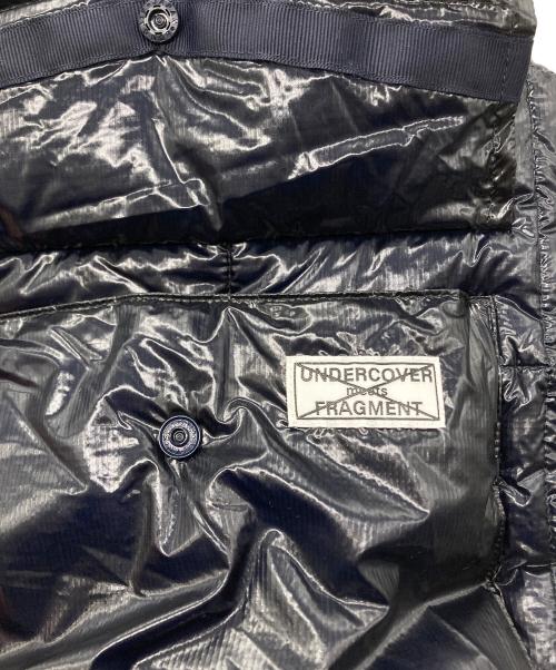 UNDERCOVER（アンダーカバー）UNDERCOVER (アンダーカバー) FRAGMENT (フラッグメント) チャイナダウンベスト ネイビー サイズ:2の古着・服飾アイテム