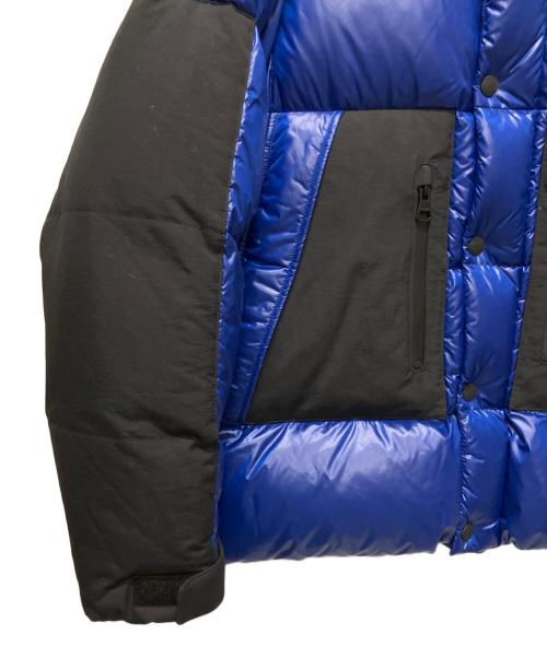 BURBERRY（バーバリー）BURBERRY (バーバリー) Brendan Down Jacket　8058329 ブルー×ブラック サイズ:Lの古着・服飾アイテム