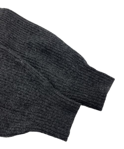 MUSE de Deuxieme Classe（ミューズ ドゥーズィエム クラス）MUSE de Deuxieme Classe (ミューズ ドゥーズィエム クラス) OLBIAアゼVネック プルオーバー チャコールグレー サイズ:記載なしの古着・服飾アイテム