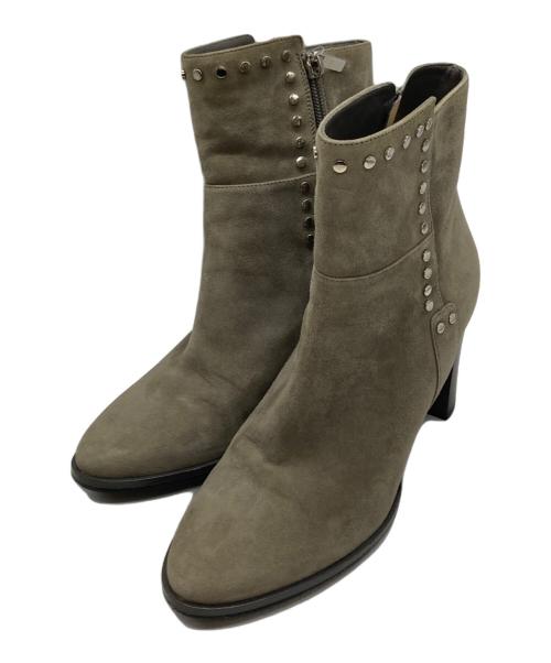 JIMMY CHOO（ジミーチュウ）JIMMY CHOO (ジミーチュウ) スエードスタッズブーツ グレー サイズ:36の古着・服飾アイテム