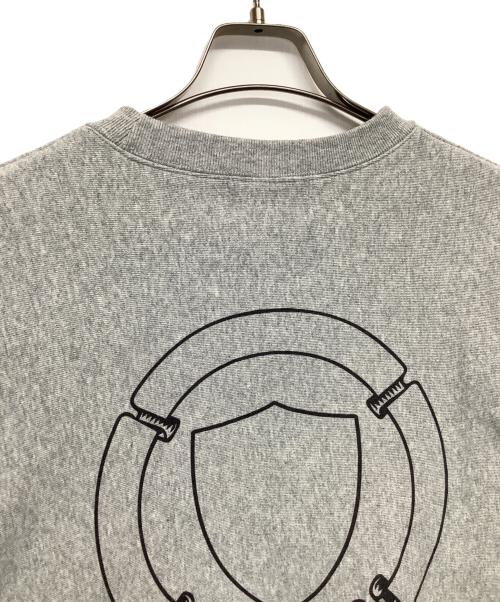 FRAGMENT DESIGN（フラグメントデザイン）FRAGMENT DESIGN (フラグメントデザイン) クルーネックスウェット グレー サイズ:Sの古着・服飾アイテム