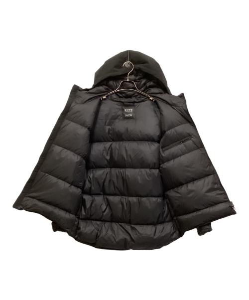 s'yte（サイト）s'yte (サイト) TAION (タイオン) STITCHLESS HOODED DOWN JACKET ブラック サイズ:SIZE 2の古着・服飾アイテム