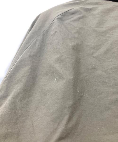 WILD THINGS（ワイルドシングス）WILD THINGS (ワイルドシングス) URBAN RESEARCH BUYERS SELECT (アーバンリサーチ バイヤーズセレクト) belted puff jacket オリーブ サイズ:Freeの古着・服飾アイテム