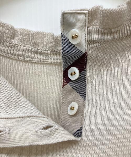 BLUE LABEL CRESTBRIDGE（ブルーレーベルクレストブリッジ）BLUE LABEL CRESTBRIDGE (ブルーレーベルクレストブリッジ) フリルネックニット ベージュ サイズ:38の古着・服飾アイテム