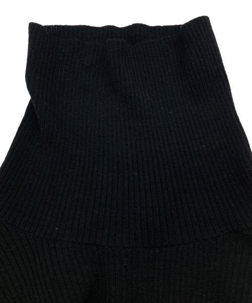 BLUE LABEL CRESTBRIDGE（ブルーレーベルクレストブリッジ）BLUE LABEL CRESTBRIDGE (ブルーレーベルクレストブリッジ) ウォッシャブルウールタートルネック ブラック サイズ:38の古着・服飾アイテム