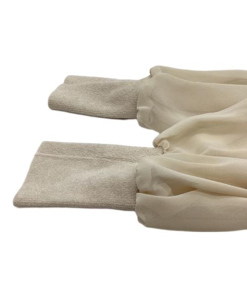 anuans（アニュアンス）anuans (アニュアンス) ジョーゼットフレアブラウス ベージュ サイズ:Freeの古着・服飾アイテム