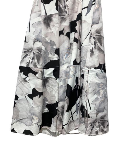 HER LIP TO（ハーリップトゥ）HER LIP TO (ハーリップトゥ) Las Flores Cami Dress　ラスフロレスキャミドレス ブラック サイズ:Mの古着・服飾アイテム