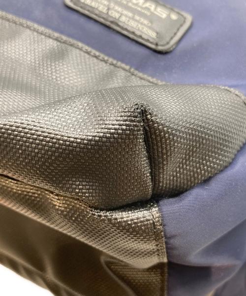 BERMAS（バーマス）BERMAS (バーマス) リュック ネイビーの古着・服飾アイテム