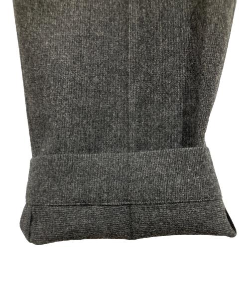 MARGARET HOWELL（マーガレットハウエル）MARGARET HOWELL (マーガレットハウエル) FOX BROTHERS (フォックスブラザーズ) スラックス チャコールグレー サイズ:Mの古着・服飾アイテム