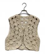 JOICEADDEDジョイスアディッド）の古着「Embroidered Knitted Vest」｜アイボリー
