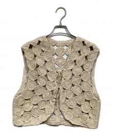 JOICEADDED（ジョイスアディッド）の古着「Embroidered Knitted Vest」｜アイボリー
