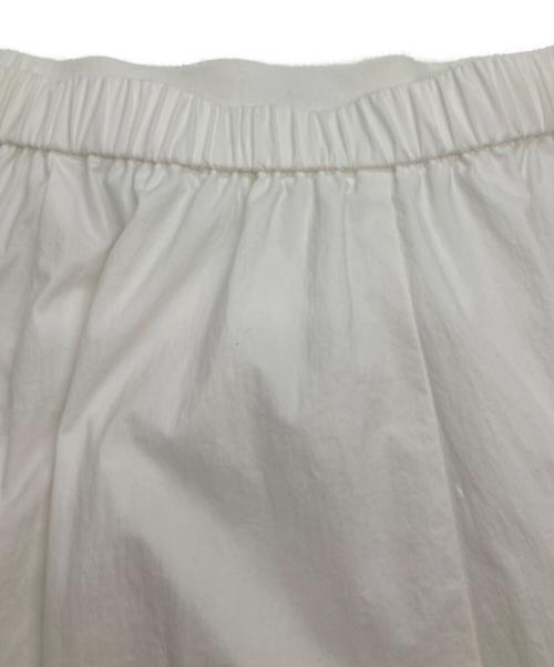allureville（アルアバイル）allureville (アルアバイル) バイヤス切替ギャザースカート ホワイト サイズ:2の古着・服飾アイテム