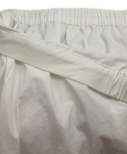 allureville（アルアバイル）allureville (アルアバイル) バイヤス切替ギャザースカート ホワイト サイズ:2の古着・服飾アイテム