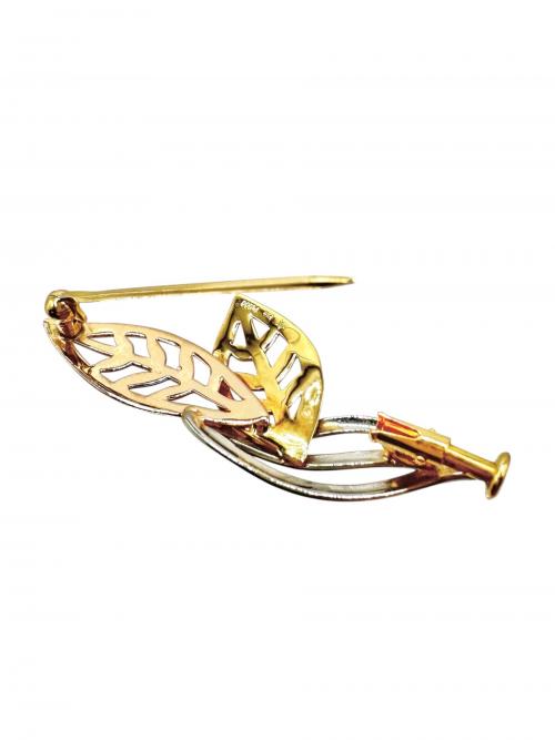 NO BRAND（ノーブランド）NO BRAND (ノーブランド) スリーカラー ブローチ K18 Pt900の古着・服飾アイテム