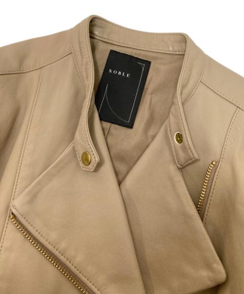 Noble（ノーブル）Noble (ノーブル) ソフトラムレザーライダースブルゾン ベージュ サイズ:38の古着・服飾アイテム