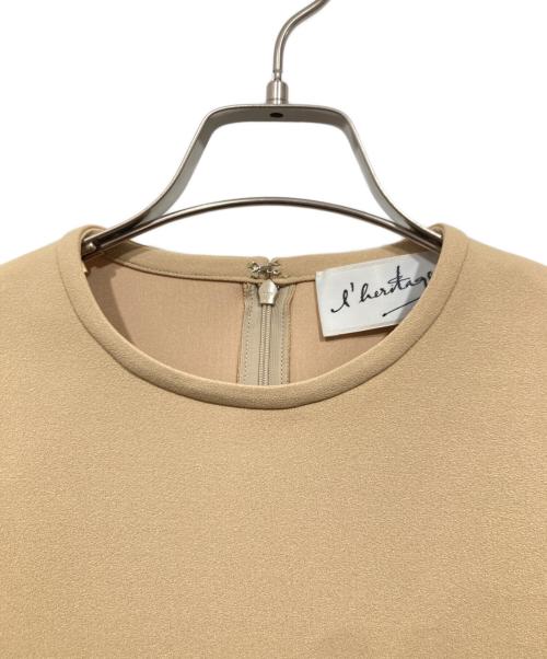 l'heritage martinique（レリタージュ マルティニーク）l'heritage martinique (レリタージュ マルティニーク) ジョーゼットジャージプルオーバー ベージュ サイズ:Freeの古着・服飾アイテム