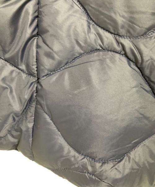 TAION（タイオン）TAION (タイオン) Universal Works (ユニバーサルワークス) リバーシブル ダウン×ボア モッズジャケット ネイビー×ブラウン サイズ:Mの古着・服飾アイテム