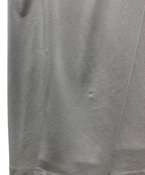 ISSEY MIYAKE（イッセイミヤケ）ISSEY MIYAKE (イッセイミヤケ) DRAPE JERSEY-46 DRESS グレー サイズ:2の古着・服飾アイテム