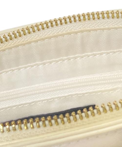 riu（リウ）riu (リウ) キルティングフォンバッグ ホワイト サイズ:下記参照の古着・服飾アイテム