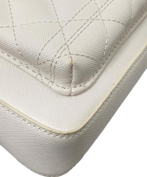 riu（リウ）riu (リウ) キルティングフォンバッグ ホワイト サイズ:下記参照の古着・服飾アイテム