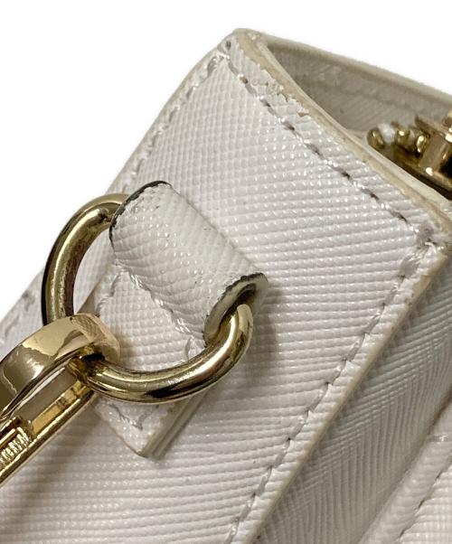 riu（リウ）riu (リウ) キルティングフォンバッグ ホワイト サイズ:下記参照の古着・服飾アイテム