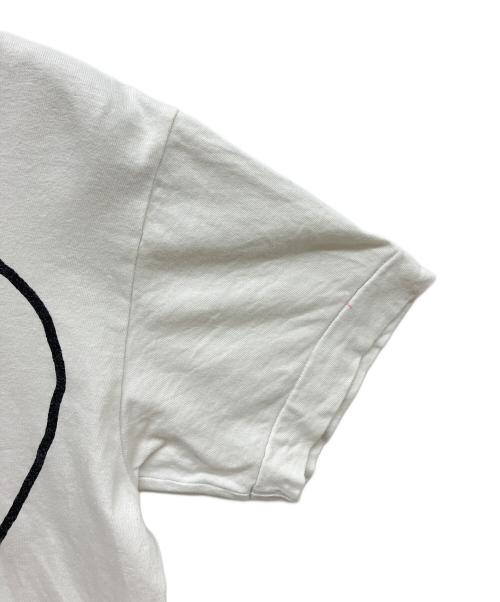 PLAY COMME des GARCONS（プレイコムデギャルソン）PLAY COMME des GARCONS (プレイコムデギャルソン) ハートプリントTシャツ ホワイト サイズ:XSの古着・服飾アイテム