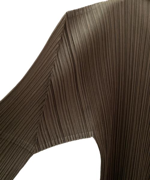 PLEATS PLEASE（プリーツプリーズ）PLEATS PLEASE (プリーツプリーズ) ハイネックカットソー オリーブ サイズ:3の古着・服飾アイテム