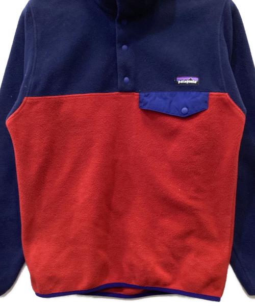Patagonia（パタゴニア）Patagonia (パタゴニア) ライトウェイト シンチラスナップT ネイビー×レッド サイズ:XSの古着・服飾アイテム