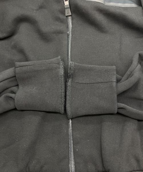 HERNO（ヘルノ）HERNO (ヘルノ) Laminar ハイブリッドジップフーディ ブラック サイズ:44の古着・服飾アイテム