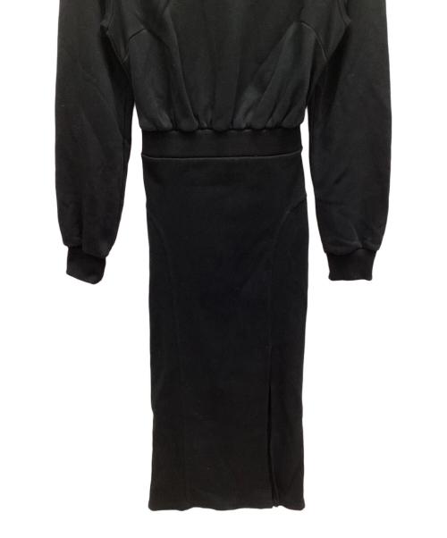 Resexxy（リゼクシー）Resexxy (リゼクシー) バックオープンフーディワンピース ブラック サイズ:Fの古着・服飾アイテム